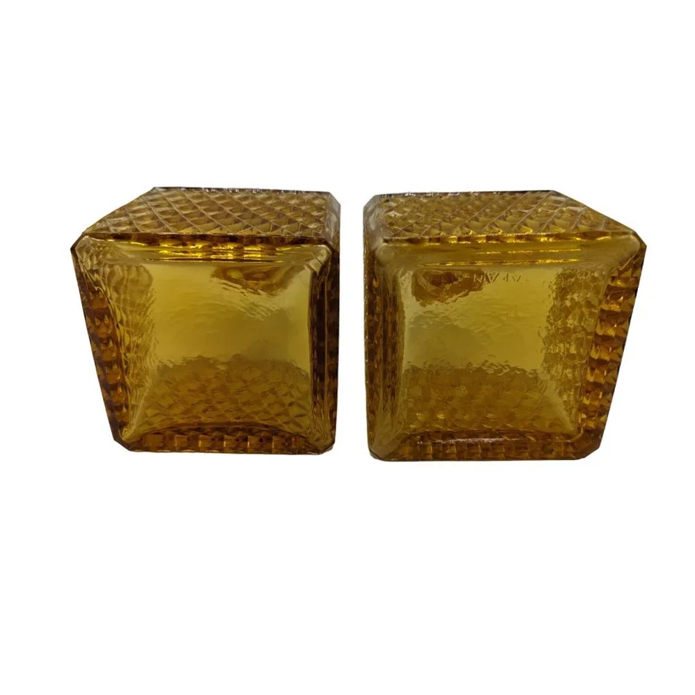 Unbranded vintage set